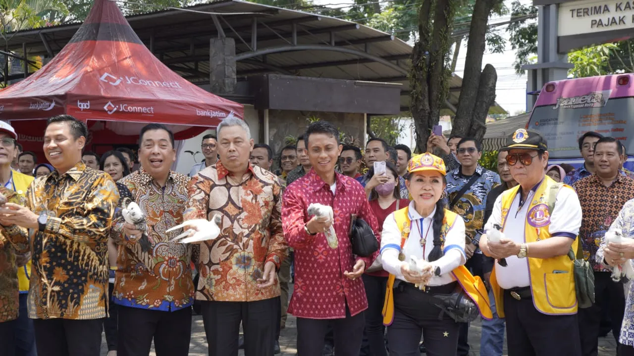 PLN Icon Plus Turut Dukung Kegiatan Bakti Sosial HUT ke-62 Badan Pendapatan Daerah Provinsi Jatim