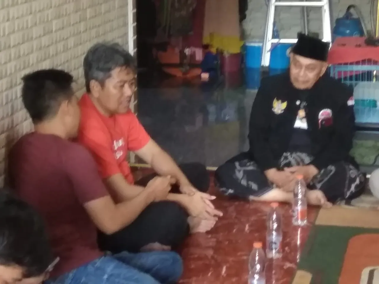 Mas Iin Bersama DPD PSI Sidoarjo Kunjungi Warga Perumtas 3 Grabagan Tulangan