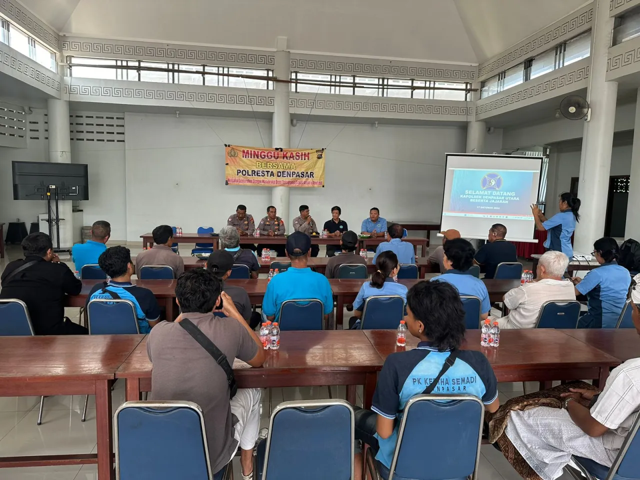 Minggu Kasih Polresta Denpasar di Perkumpulan Suka Duka Kerta Semadhi Sampaikan Pesan Kamtibmas