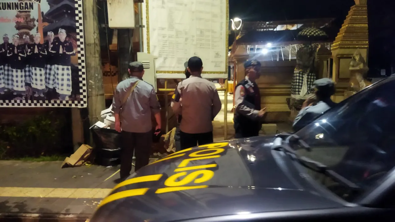 Keamanan Wilayah Ditingkatkan Jelang Pilkada, Polsek Dentim Gencarkan Patroli Blue Light