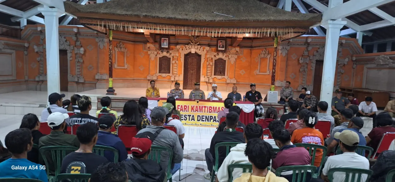 Jumat Curhat Bersama Polresta Denpasar dan Warga NTT di Kuta Selatan Sampaikan Pesan kamtibmas