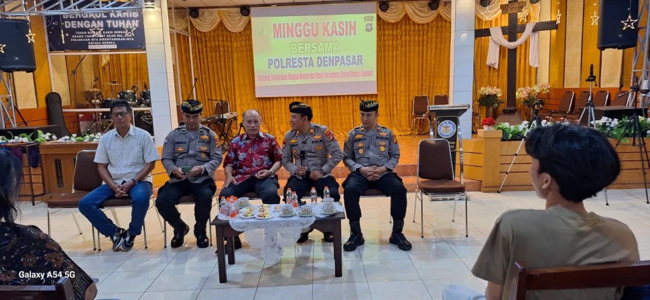 Minggu Kasih Polresta Denpasar Bersama Warga Nasrani di Denpasar Utara
