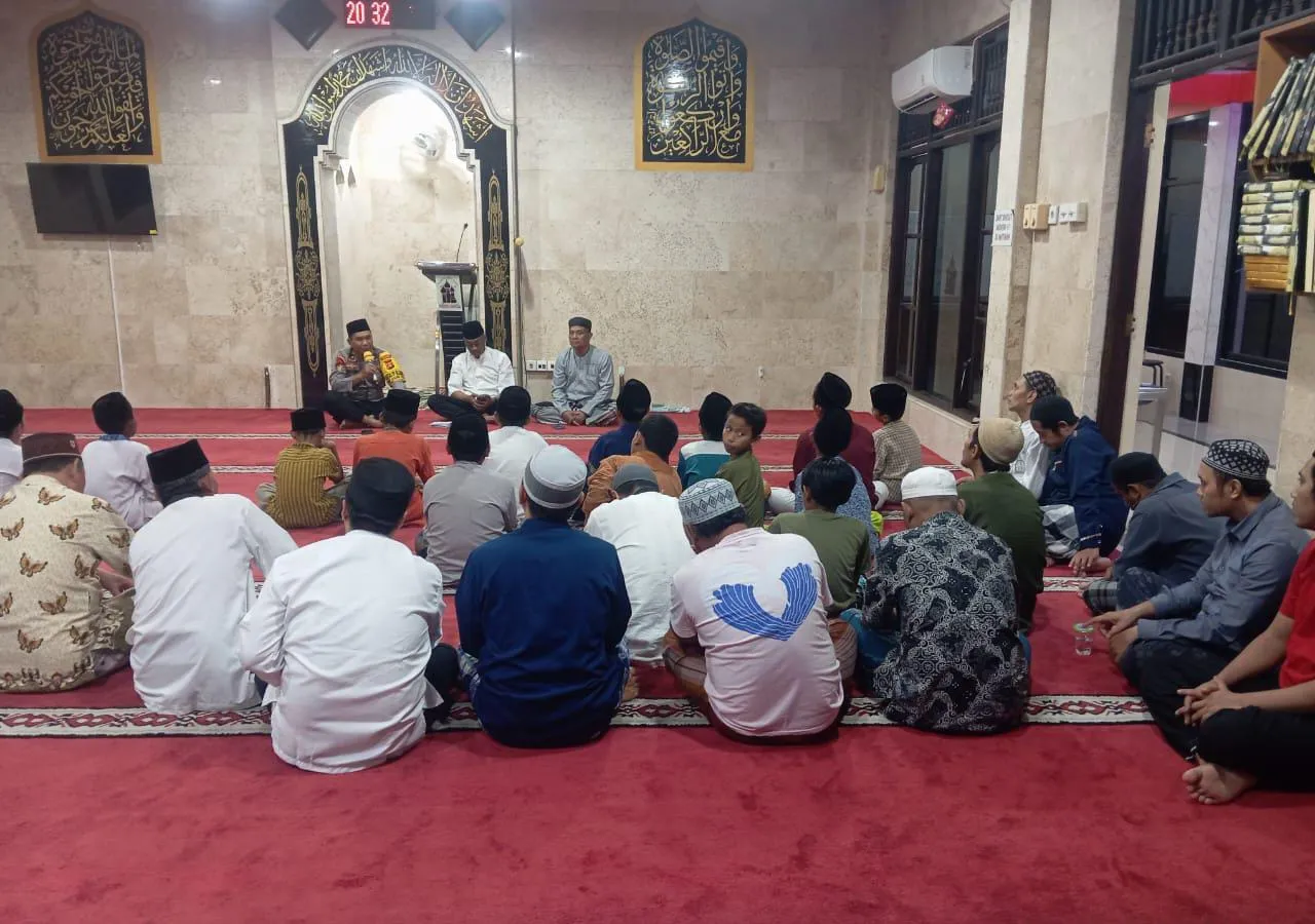 Kasat Binmas Polresta Denpasar Laksanakan Safari Kamtibmas di Mushola Baitul Amanah