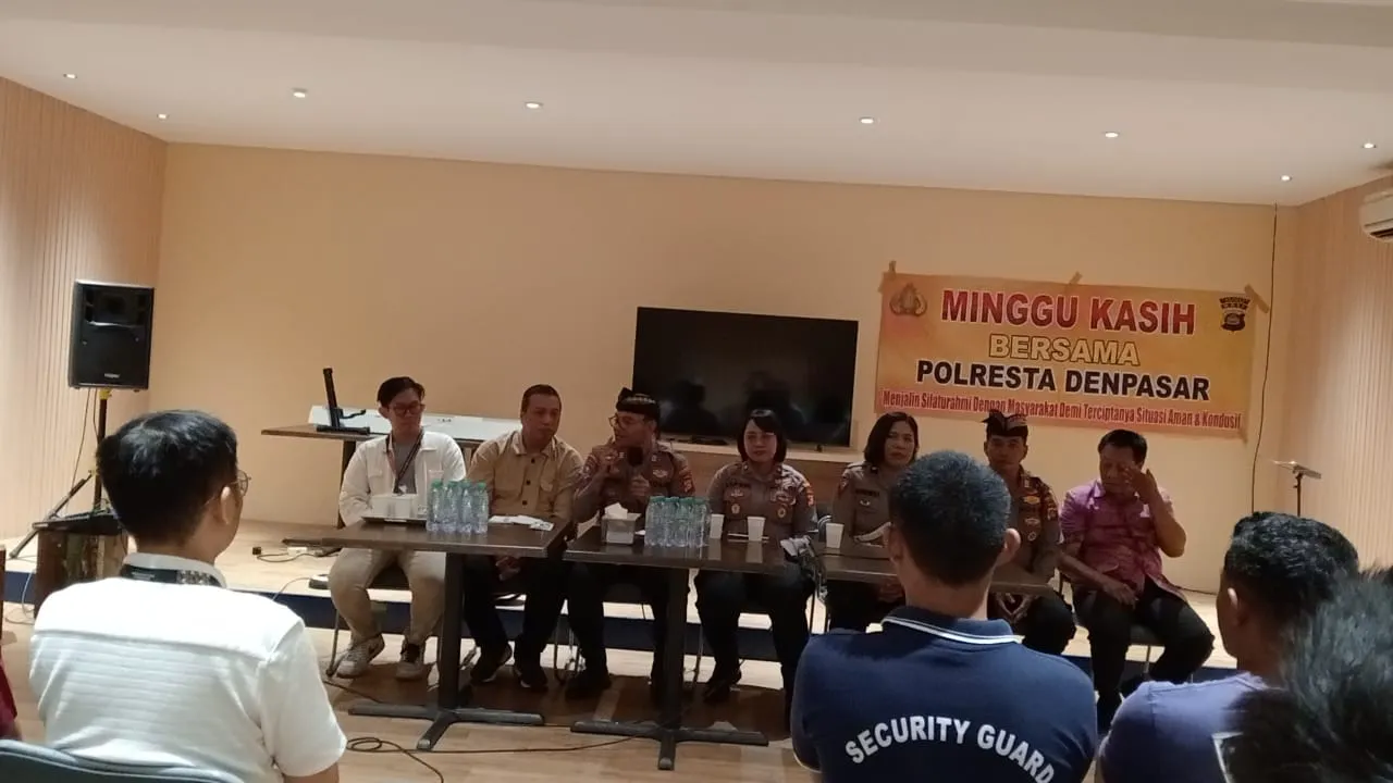 Polresta Denpasar Gelar Program Minggu Kasih di Gereja Mawar Saron, Dengarkan Aspirasi dan Keluhan Masyarakat
