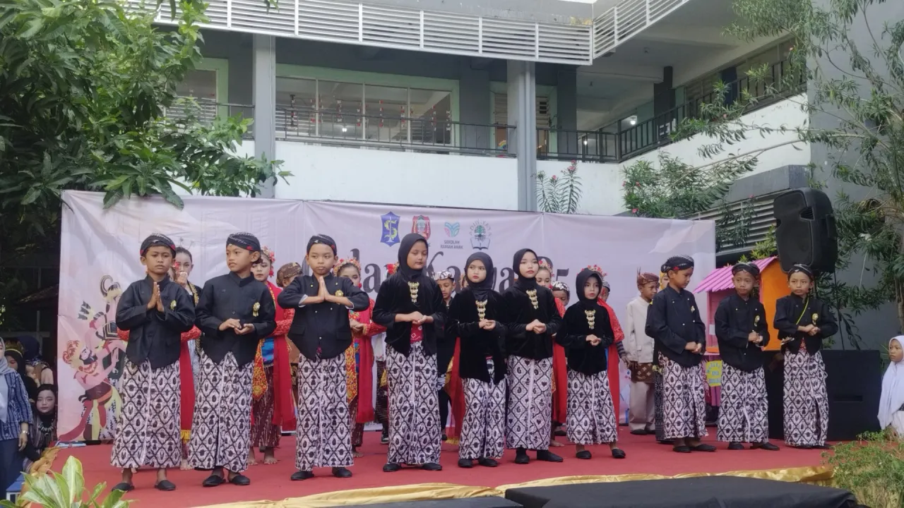 SDN Rangkah 1 Surabaya Gelar Karya P5 Meningkatkan Kecintaan Budaya Lokal untuk Membentuk Generasi Emas