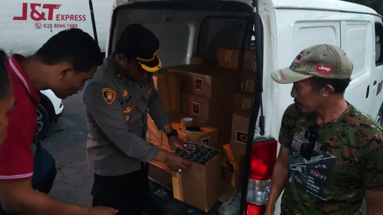 KAPOLSEK GILIMANUK PIMPIN KRYD DI PINTU MASUK BALI MENJELANG NATAL 2024 DAN TAHUN BARU 2025.