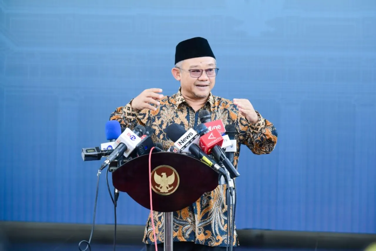 Pemerintah Kaji Kebijakan Pembelajaran Coding dan Evaluasi Kebijakan Zonasi PPDB