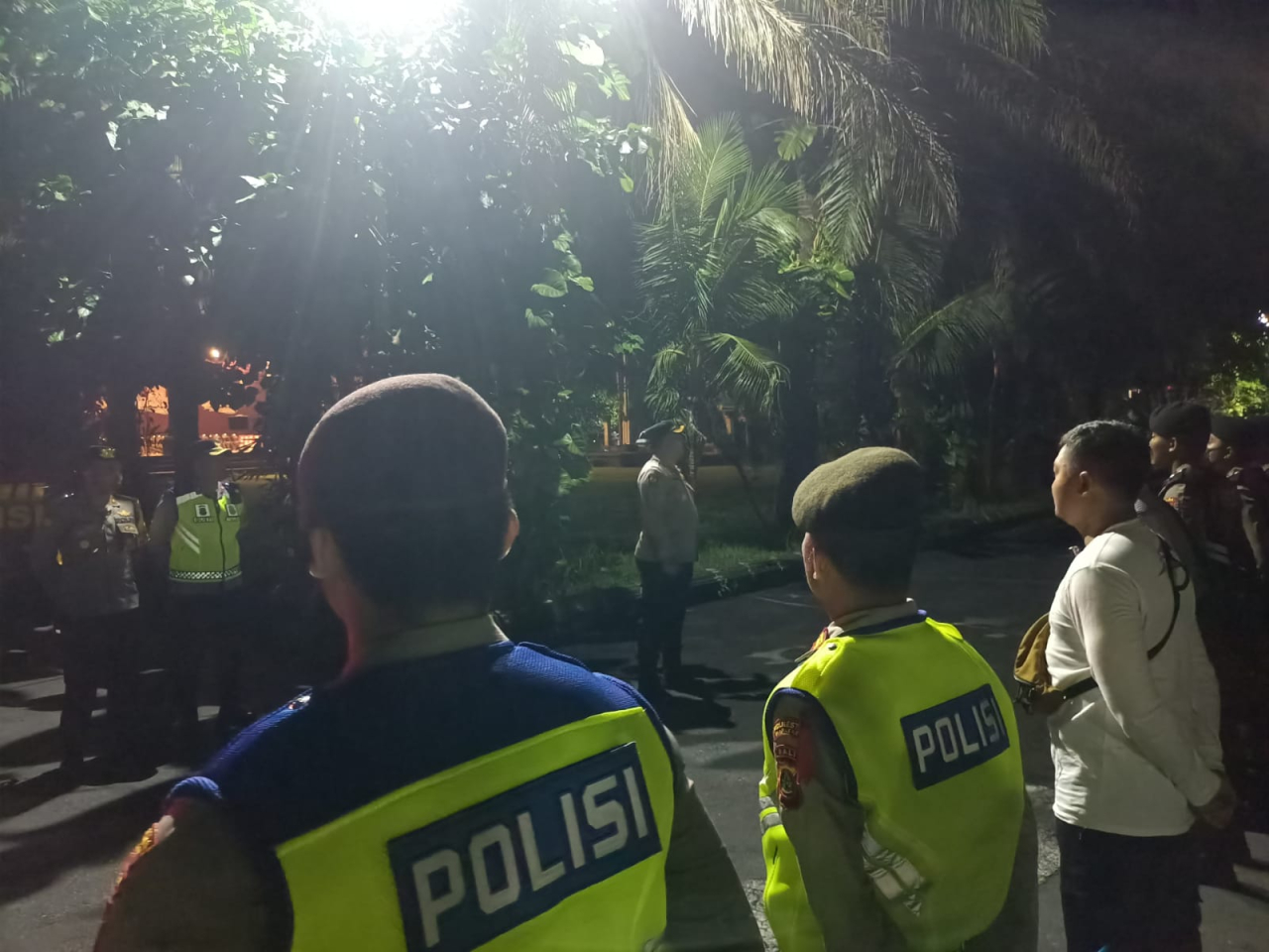 Patroli Subuh Polsek Denbar Berperan Aktif Mencegah Dan Menanggulangi Aksi Kejahatan Jalanan