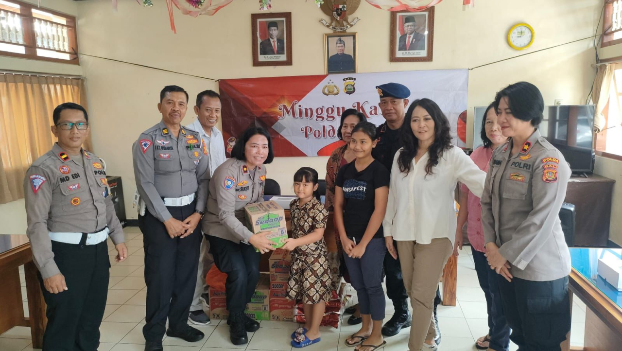 Polda Bali Gelar Minggu Kasih di Panti Asuhan Tat Twam Asi*