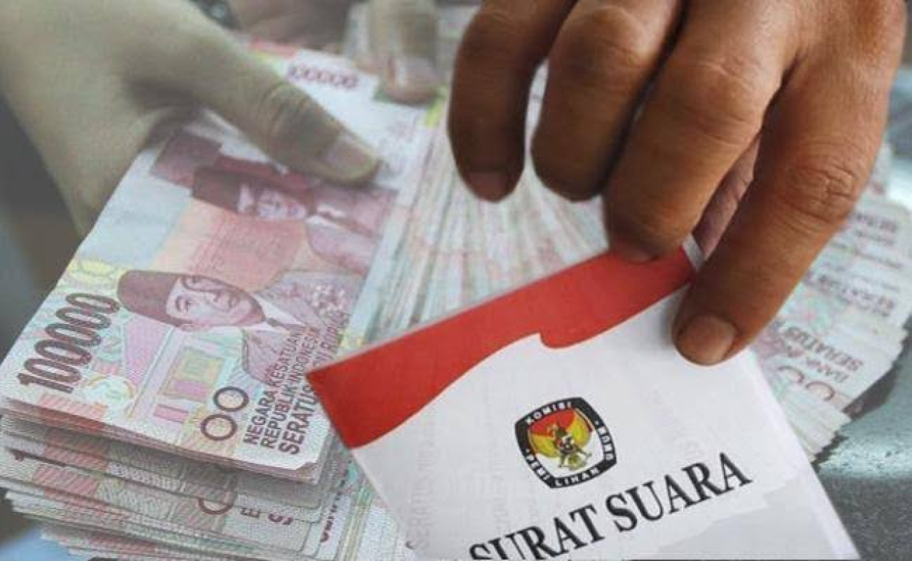 Tertangkap Tangan Money Politik Tim Paslon 03 Melalui Calegnya di Wilayah Tanjung Perak