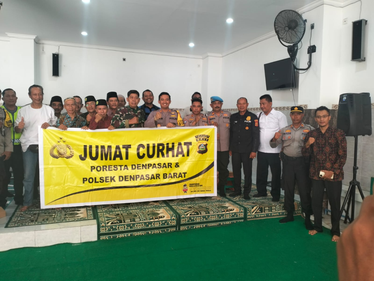 Pertebal Silaturrahmi Polsek Denbar Dan Polresta Denpasar Gelar Program Jumat Curhat Dan Berkah