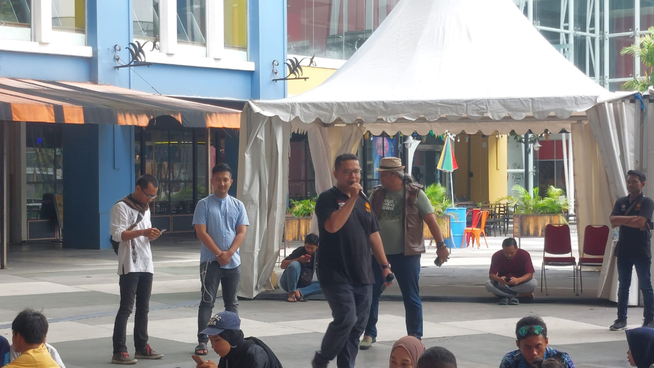 Tom Liwafa tampil Perkasa melibas incumben dalam rekapitulasi KPU Surabaya