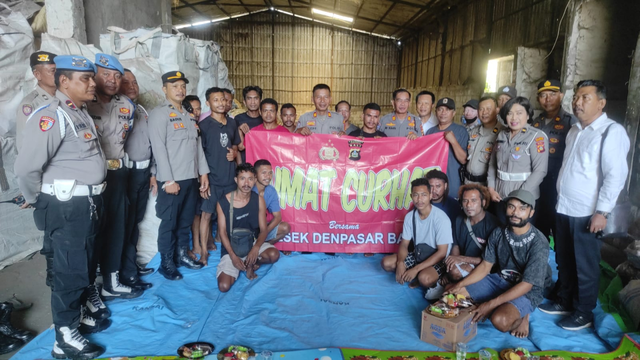 Jemput Aspirasi Masyarakat, Polsek Denbar Bersama Polresta Denpasar Gelar Jumat Curhat Bersama Masya
