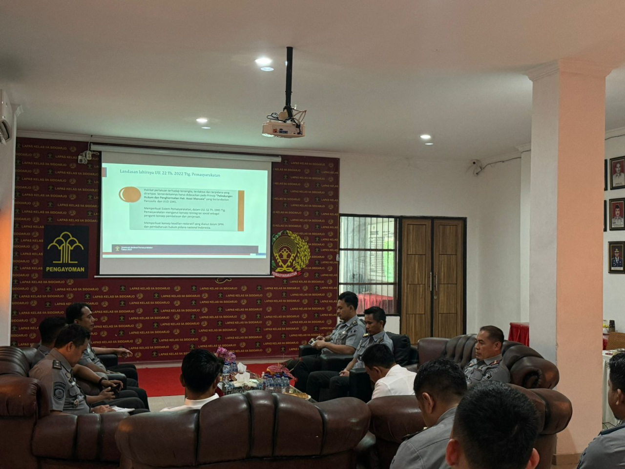 Jajaran Struktural Lapas Sidoarjo Mendapat Penguatan PK Ahli Utama