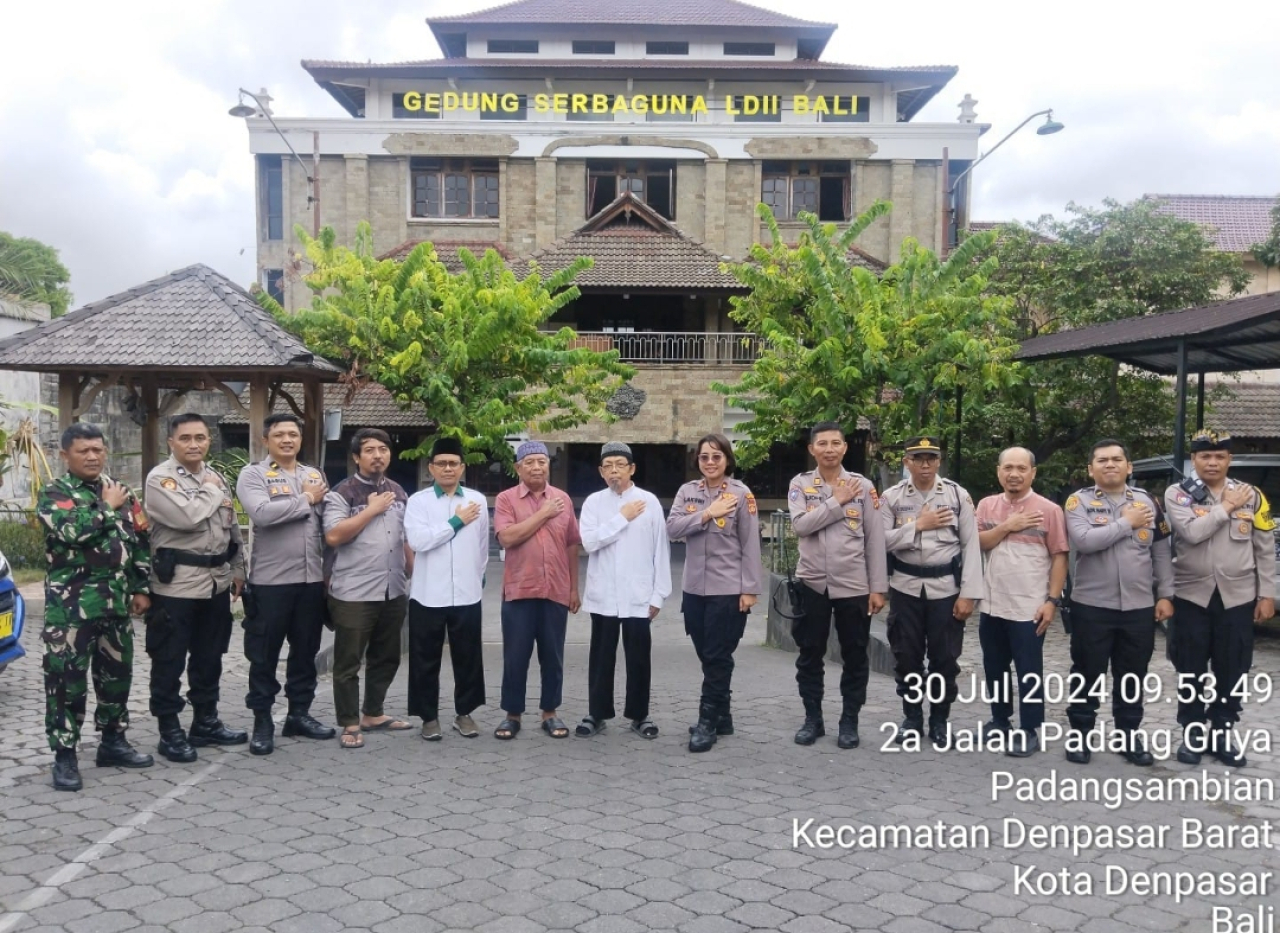 Kunjungan Kerja Ke Tokoh Agama, Kapolsek Denbar Sambangi Sekretariat LDII Denpasar