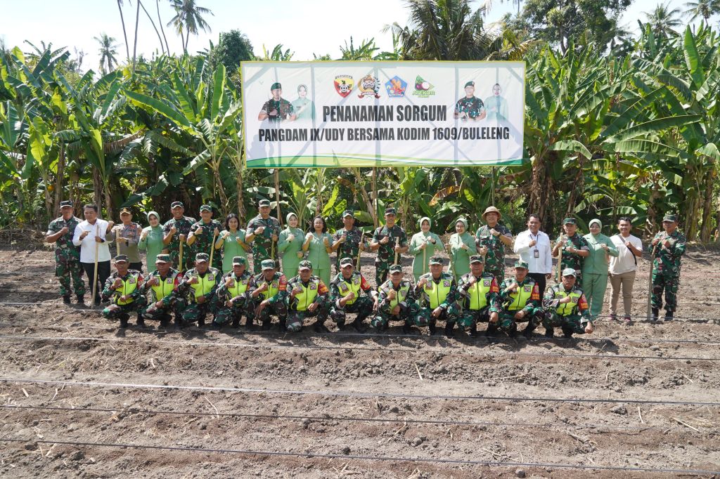 Pangdam Apresiasi Ketahanan Pangan Kodim Buleleng