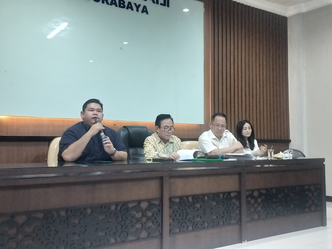 Akhirnya DPC Peradi Surabaya Ajukan Amicus Curiae Ke MA Terkait Kasus Ronald Tannur