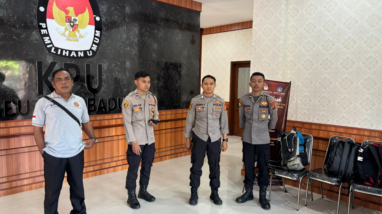 Pengamanan Kantor KPU dan Bawaslu Badung pada Tahap Penetapan dan Pengundian Nomor Urut Pilkada 2024