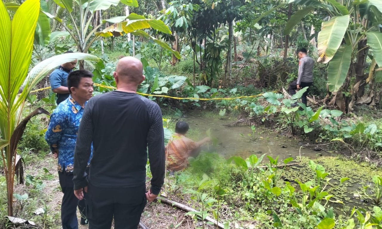 Polsek Pematang Sawa Identifikasi Penemuan Mayat di Kolam Kebun Tanjungan