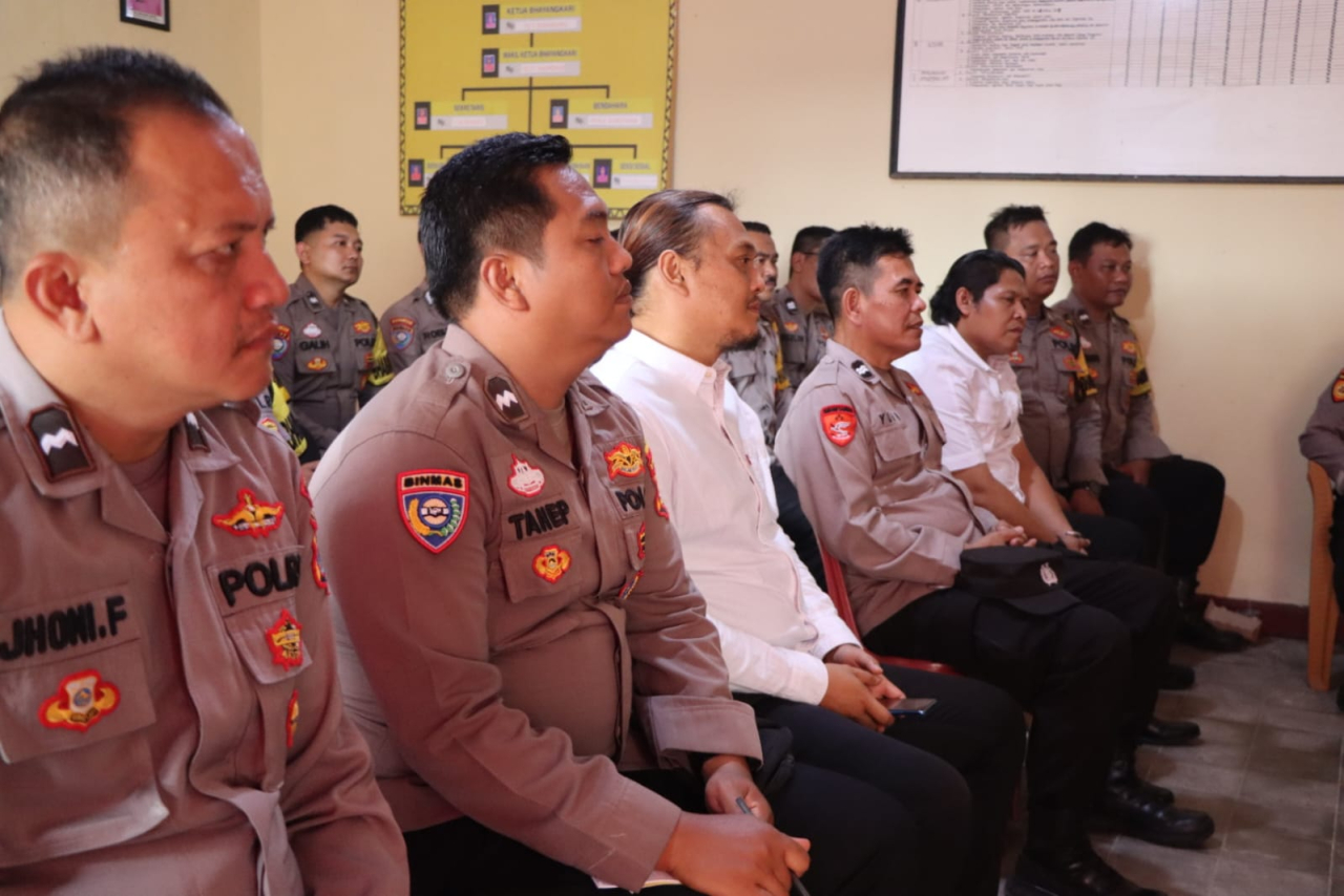 Kapolres Tanggamus AKBP Rivanda Kunjungi Polsek Talang Padang