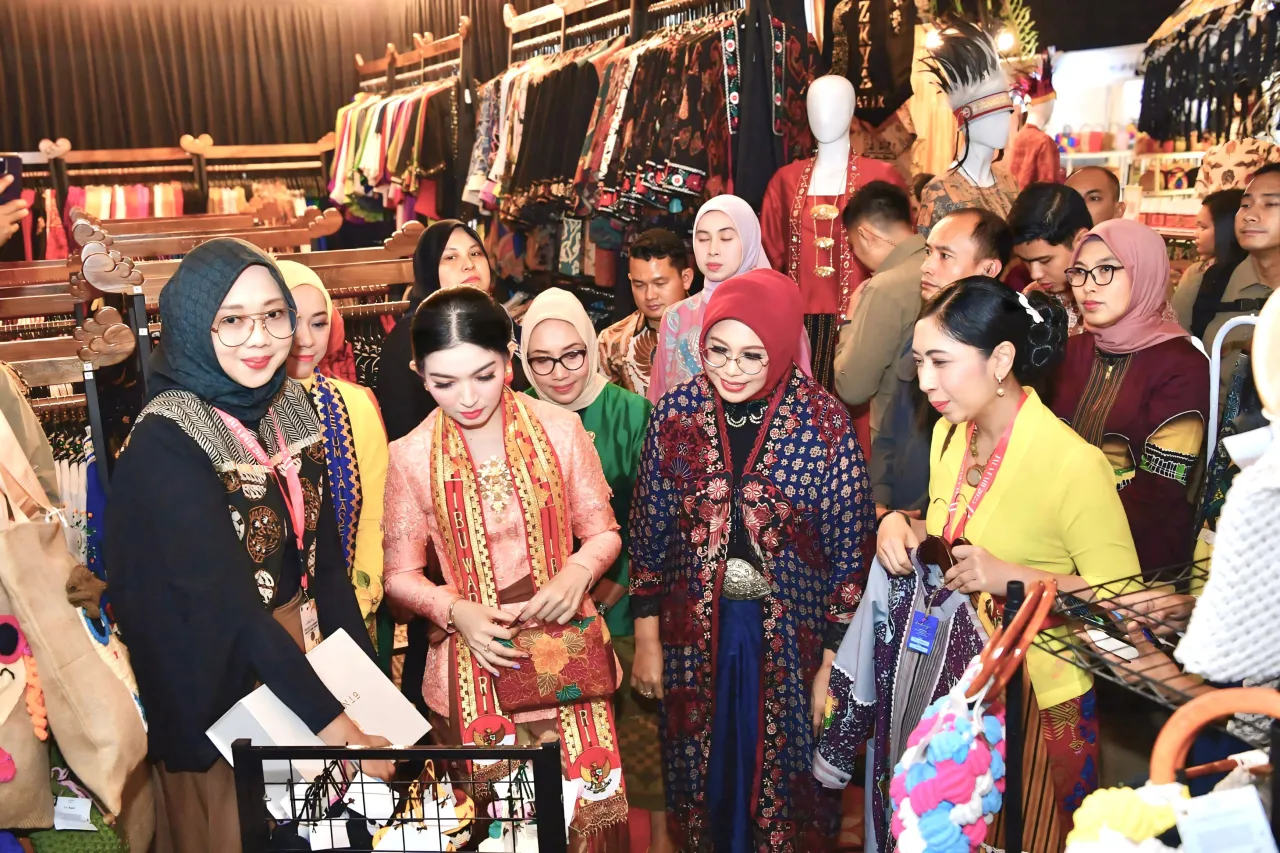 Fatma Saifullah Yusuf Hadiri Pembukaan Jala Fair 2025