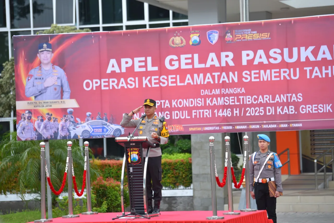 Kapolres Gresik bersama Forkompimda Gelar Apel Operasi Keselamatan Semeru 2025
