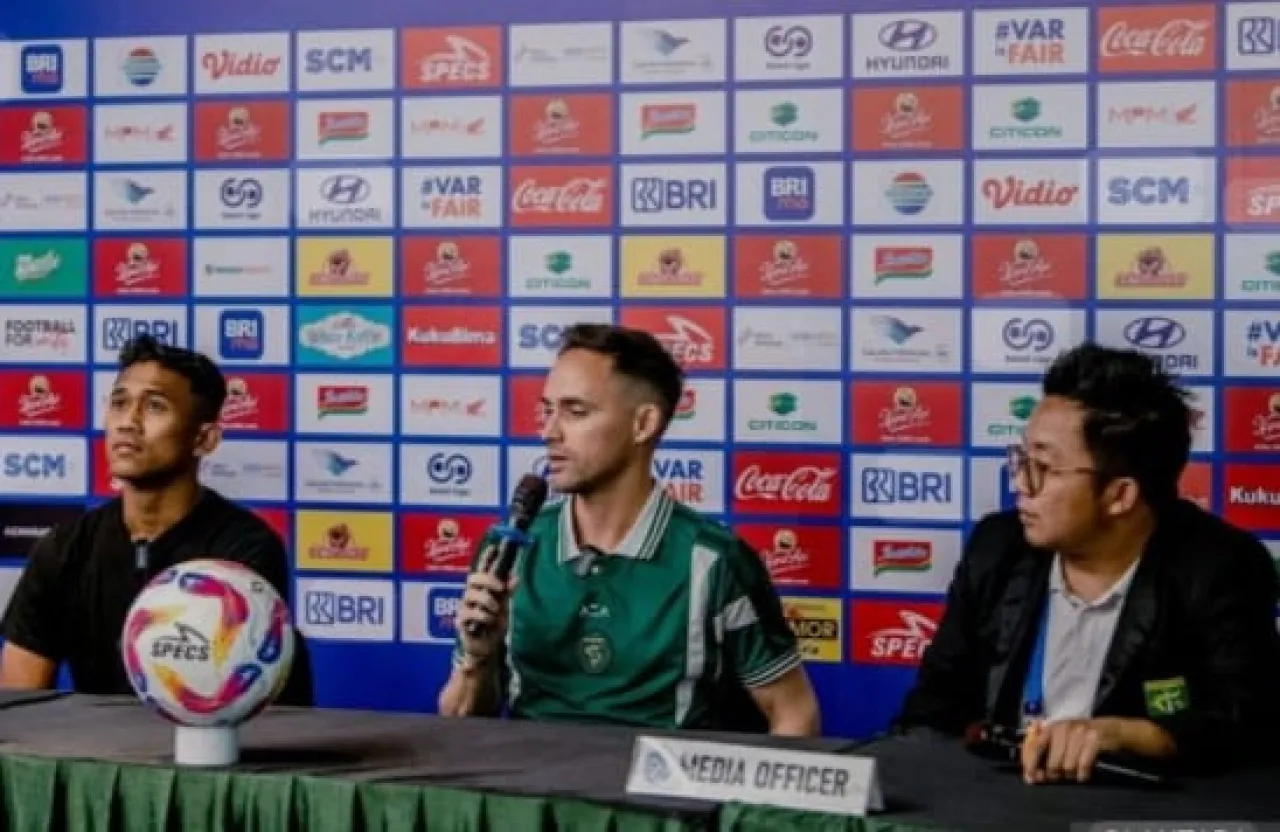 Hadapi Persib di GBT, Fokus Lini Belakang dan Tengah Raih Poin Maksimal