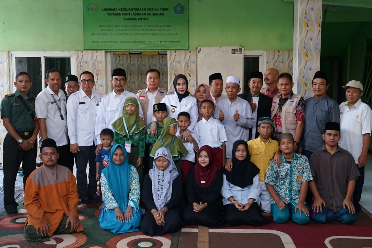 Wabup Sidoarjo Bakti Sosial Di Panti Asuhan Wilayah Kecamatan Krian Dan Balongbendo