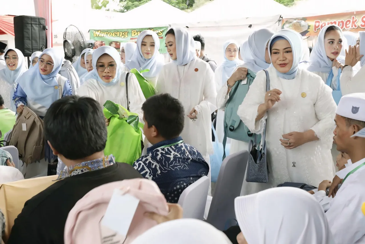 Seruni Gelar Harmoni dalam Keberagaman, Santuni Anak Yatim di Masjid Istiqlal
