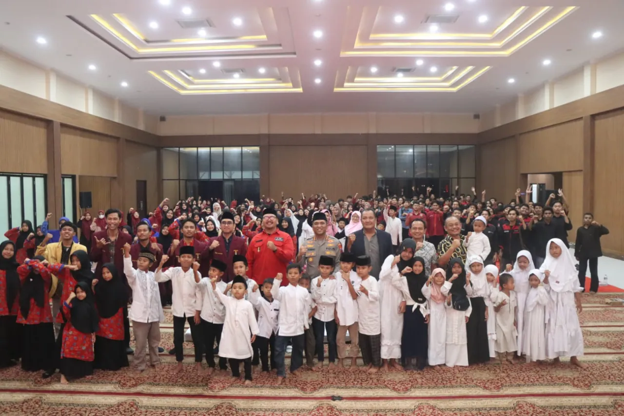 Kapolresta Sidoarjo dan IMM Gelar Buka Puasa Bersama dan Santunan Anak Yatim