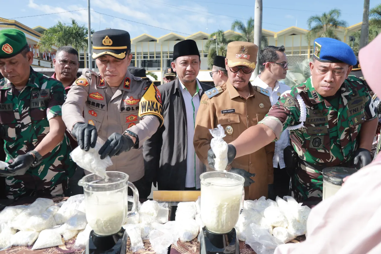 Jelang Idul Fitri 1446 H, Polres Jember Musnahkan Ribuan Barang Bukti Hasil Operasi di Buan Ramadhan