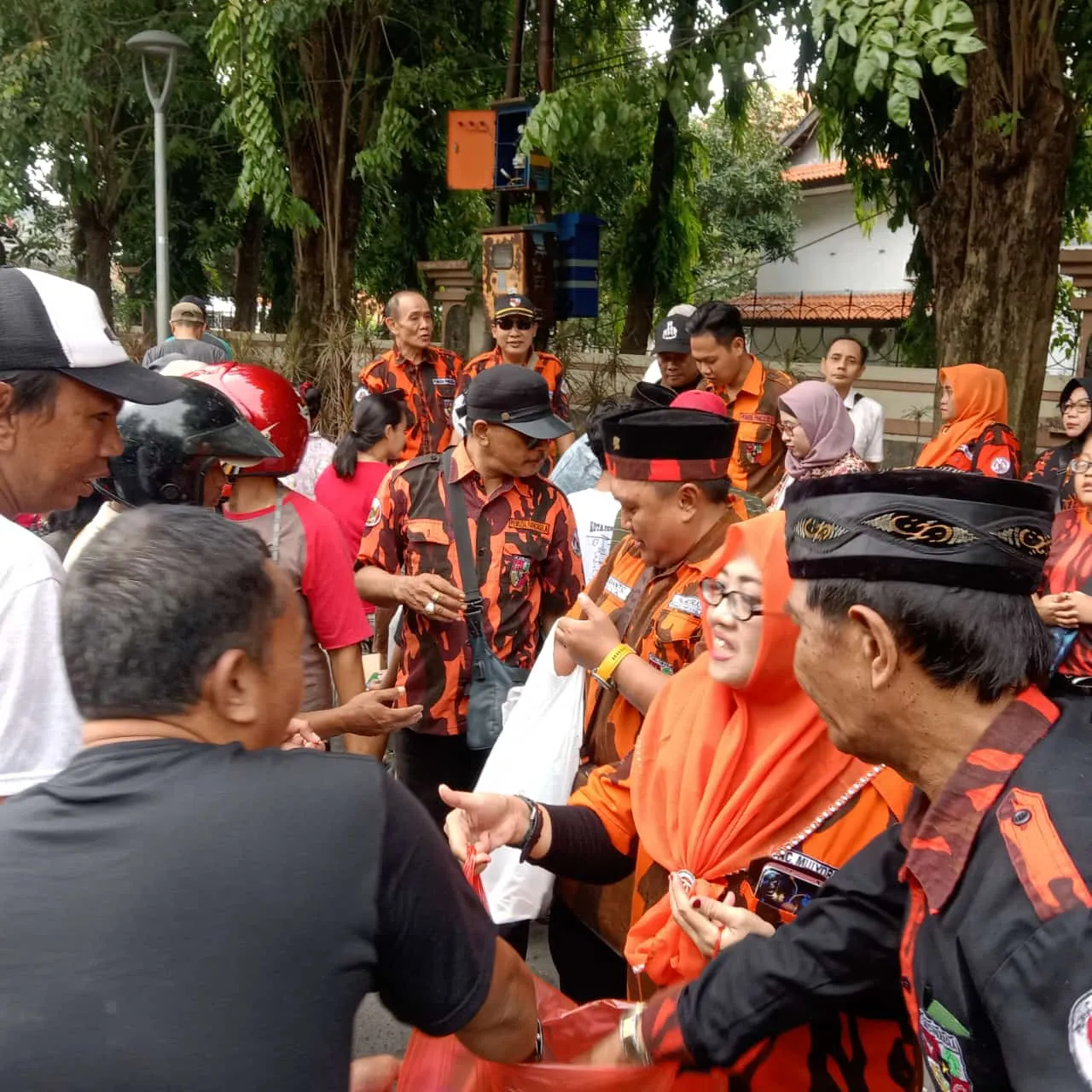 Pemuda Pancasila PAC Mulyorejo Gelar Baksos Ramadhan 2025 dan Bagi Bagi Takjil