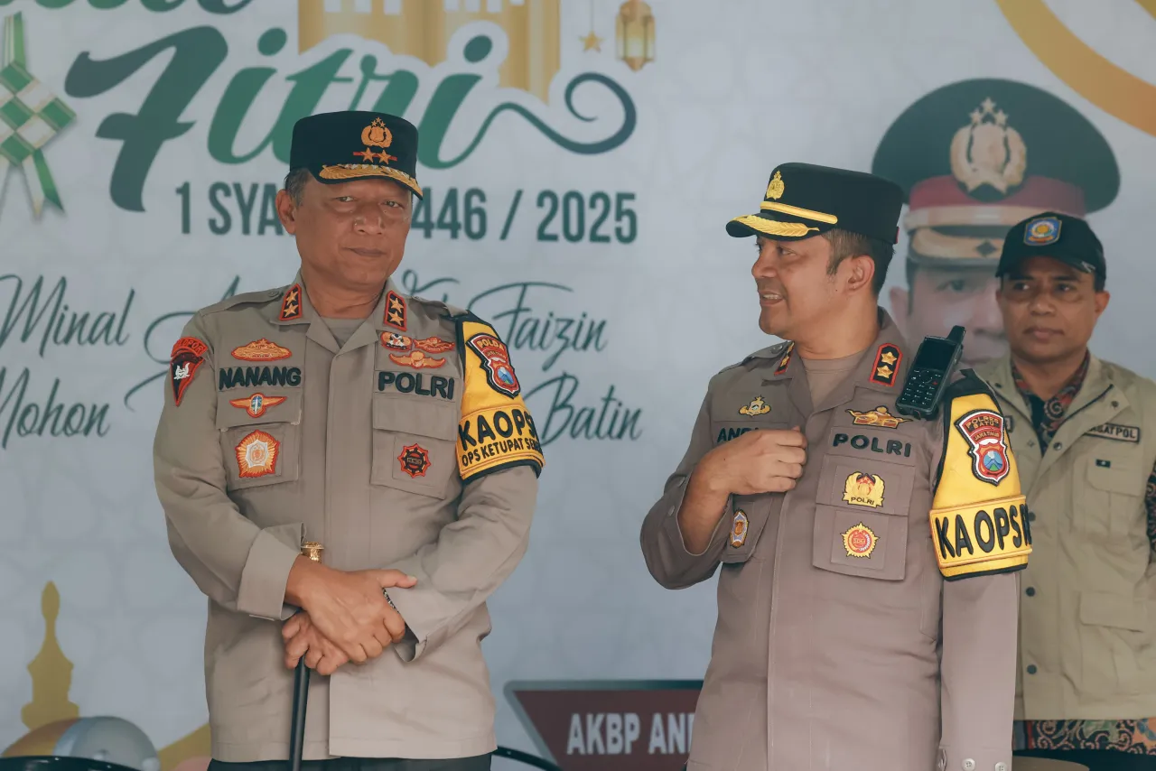 Kapolda Jatim Kunjungi Pos Terpadu Batos Pastikan Kesiapan Pengamanan di Lokasi Wisata Saat Libur Lebaran