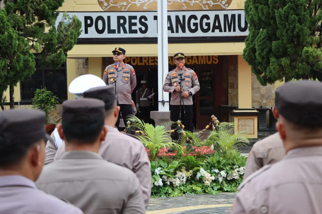 Upacara Welcome and Farewell Parade Kapolres Tanggamus