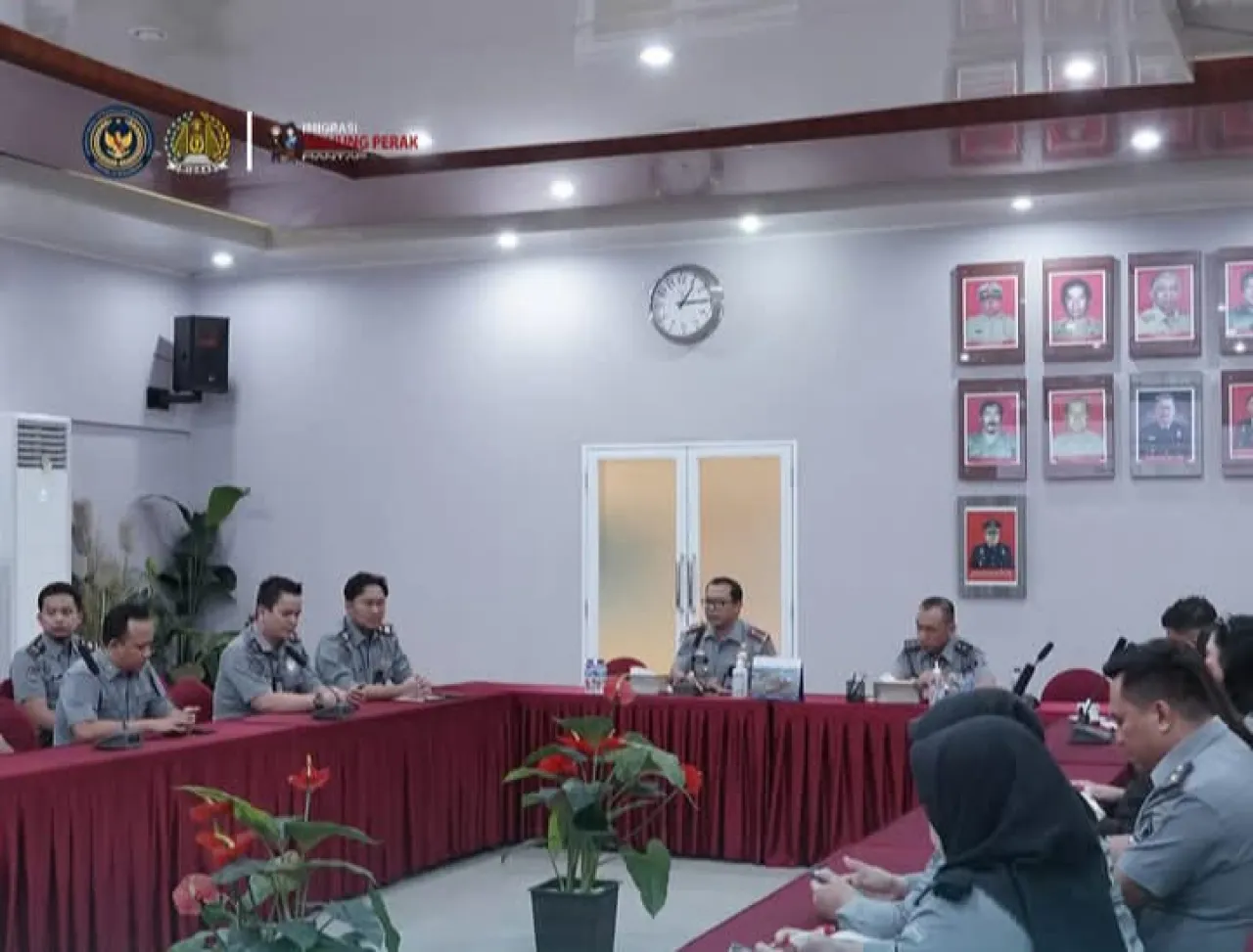 Penguatan WBBM 2025, Kantor Imigrasi Kelas 1 TPI Tanjung Perak Surabaya Komitmen Pelayanan Prima Masyarakat