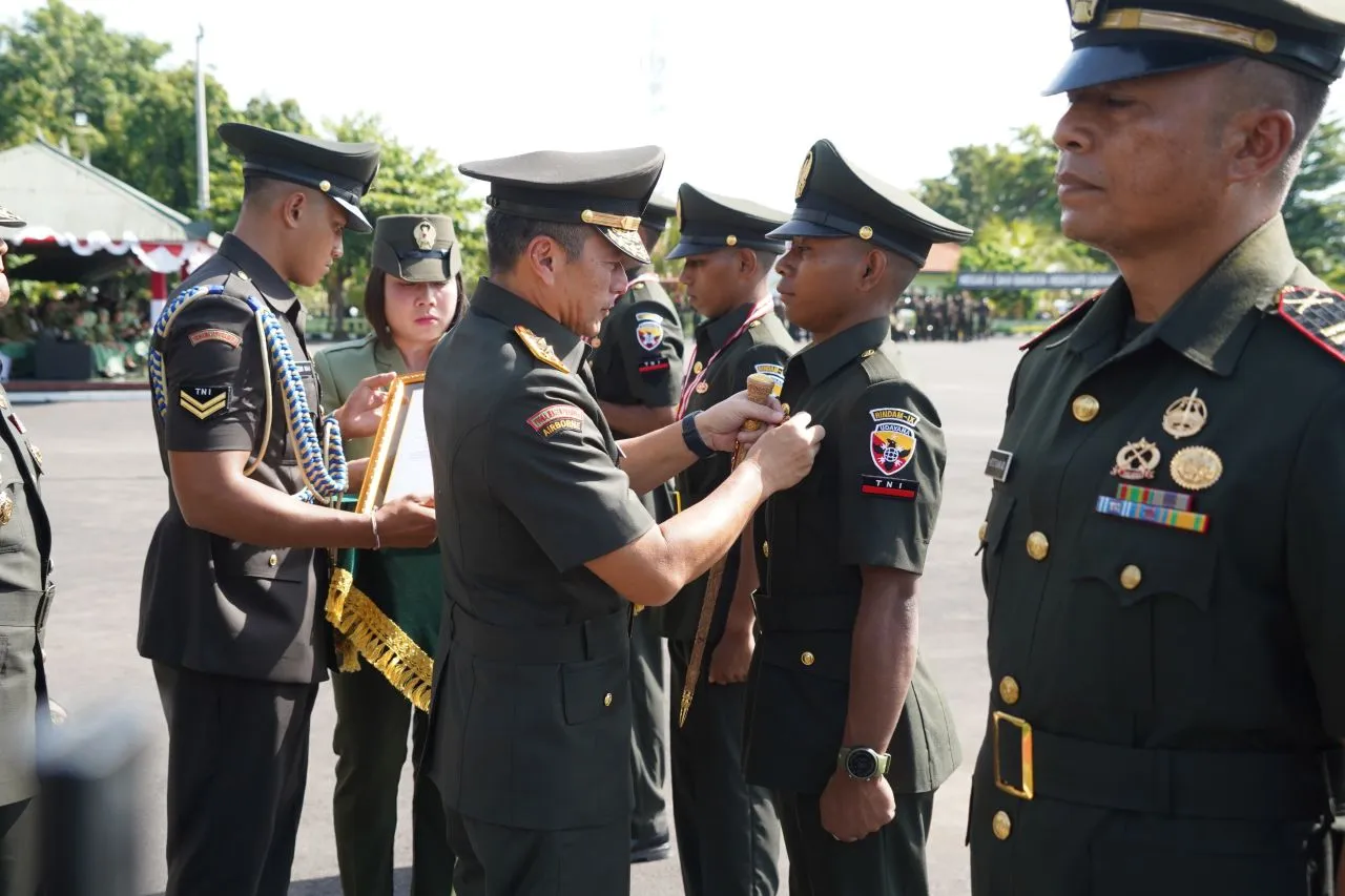 Pangdam Piek Lantik 996 Prajurit Tamtama TNI AD