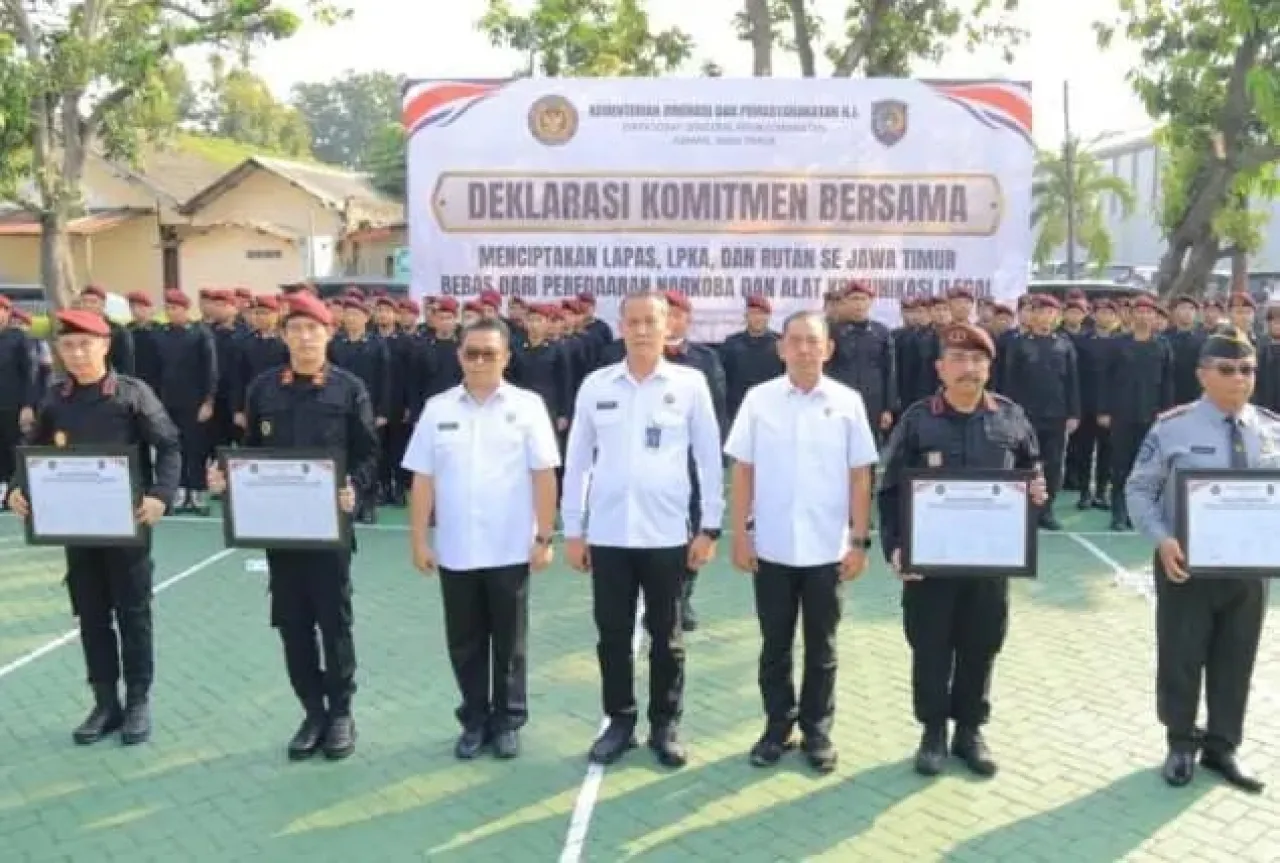 Kanwil Ditjen Pemasyarakatan Jatim Deklarasikan Komitmen Wujudkan Lapas dan Rutan Bersih dari Narkoba dan HP Ilegal