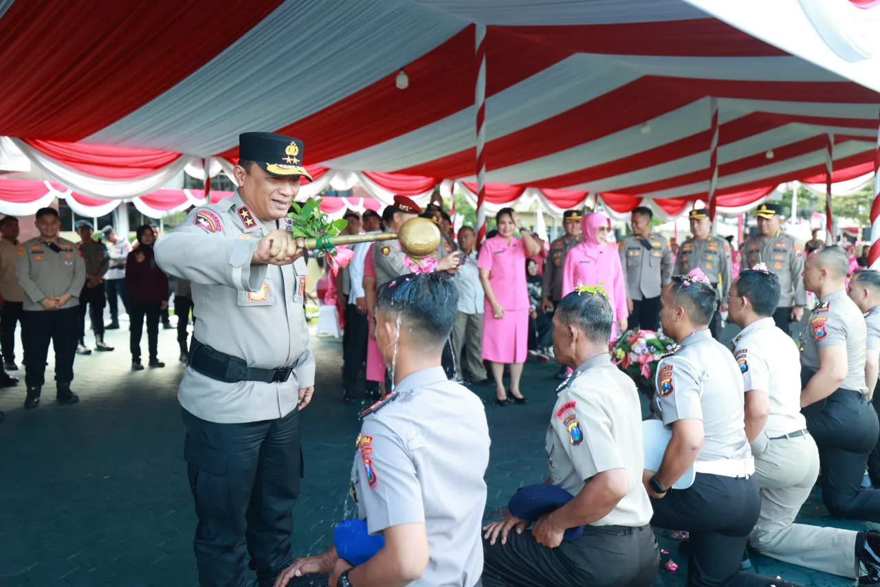 Sebanyak 2.967 Personel Polda Jatim Naik Pangkat di Hari Bhayangkara ke -79