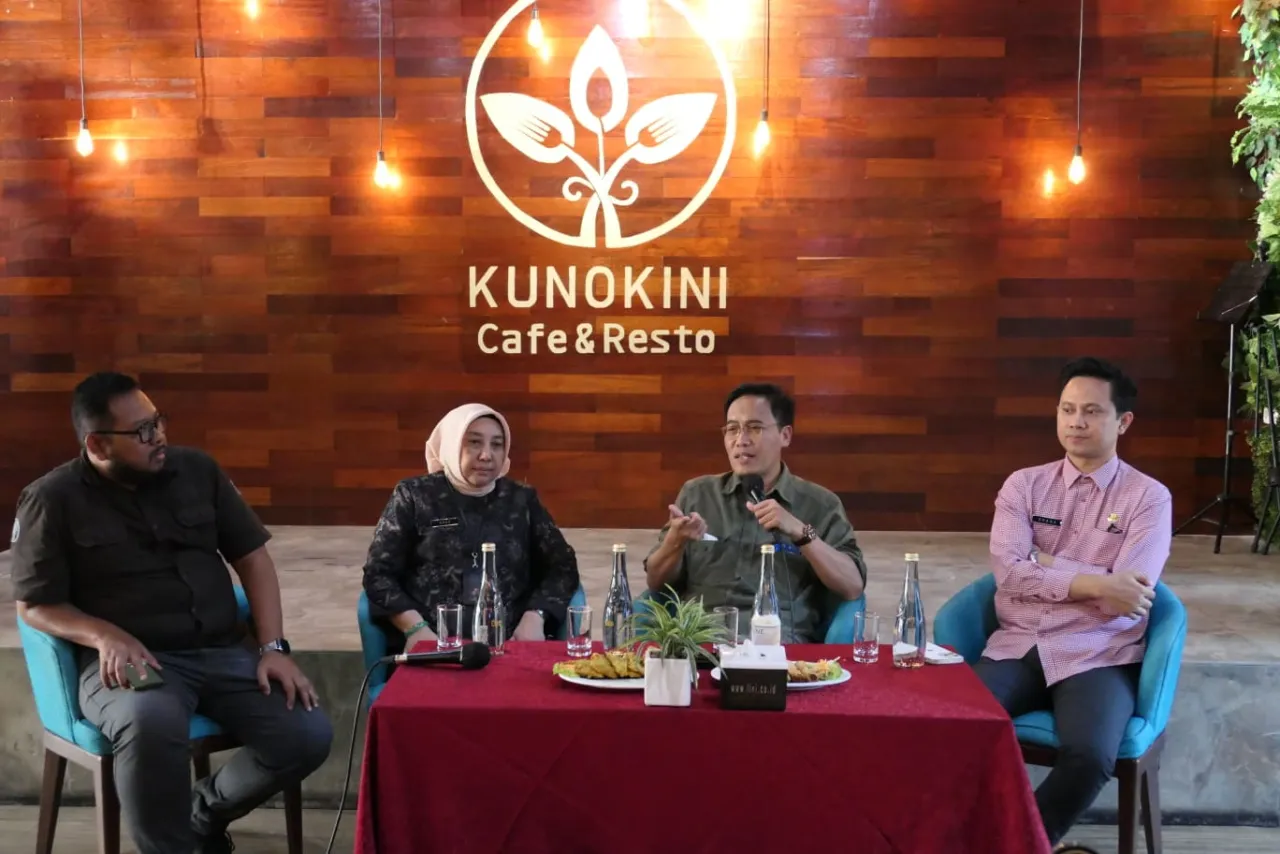 Kemendukbangga/BKKBN Bahas Isu Strategis Kependudukan dan Bonus Demografi