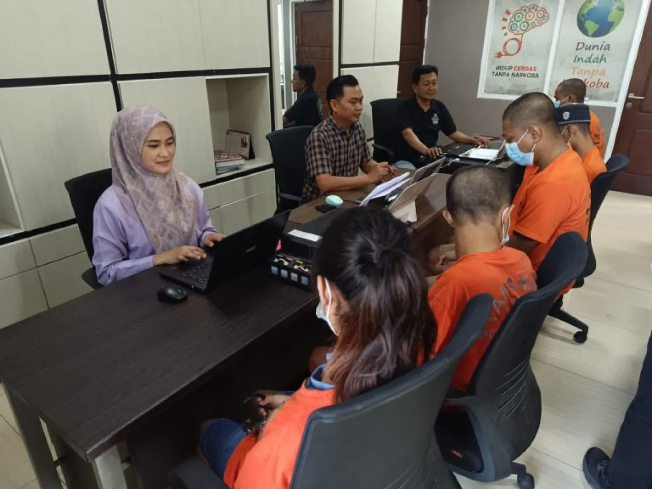 Bongkar Jaringan Narkoba di Wilayah Dukun Satreskoba Polres Gresik Berhasil Mengamankan Beberapa Paket Sabu dan Ribuan