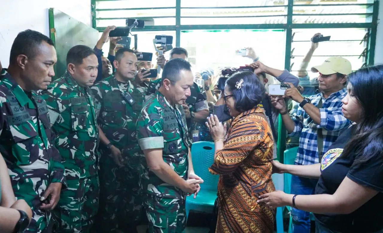 Pangdam IX/Udayana Melayat Prada Lucky, Proses Hukum Tegas dan Transparan