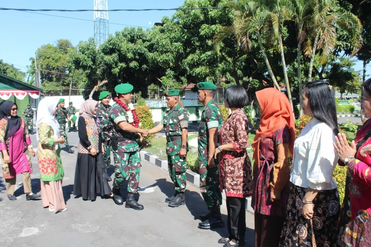 Kunjungan Kerja Danrindam IX/Udayana: Perkuat Pembinaan Prajurit dan Persit di Secata Rindam