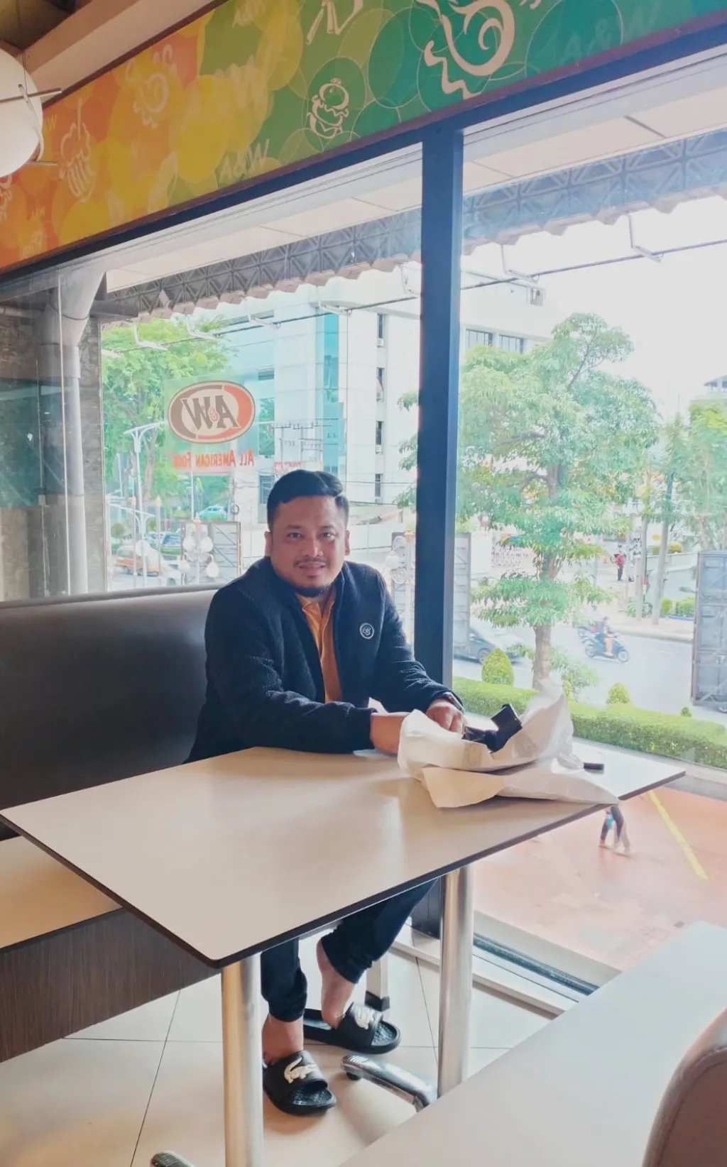 APMP JATIM menengarai ada dugaan korupsi berjamaah di tubuh RSUD DR SOETOMO siapa bertanggung jawab?