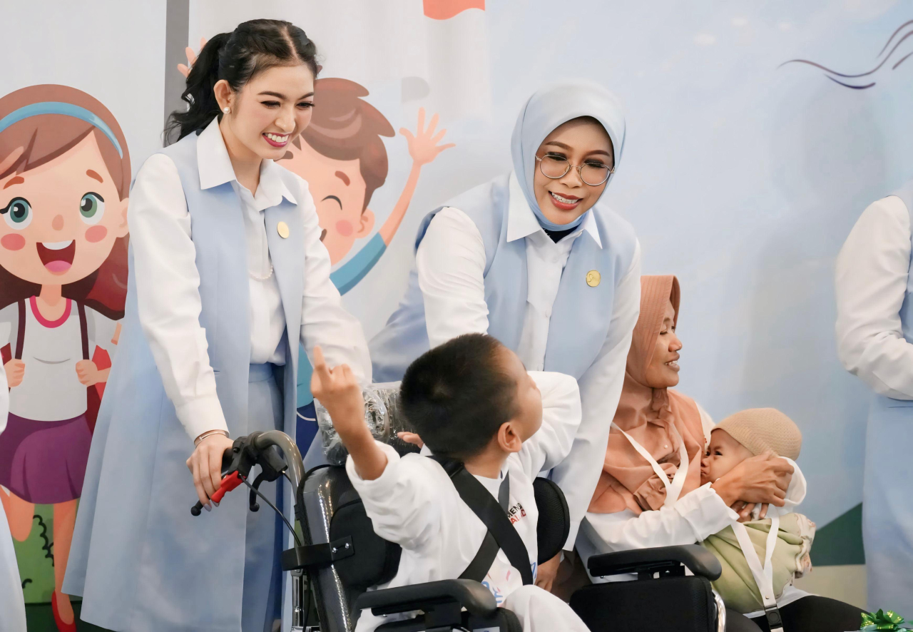 Kemensos Berikan Bantuan dan Berbagai Layanan Sosial di Banten