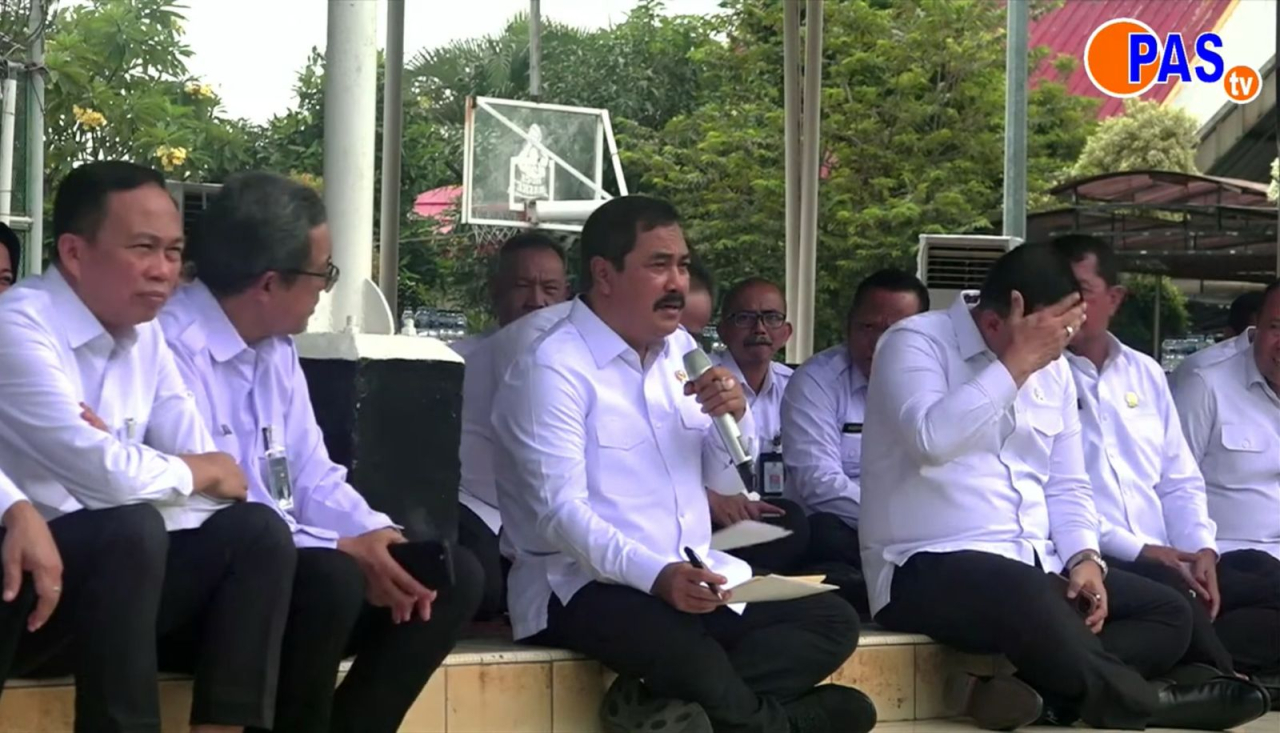 Menteri Imipas Agus Andrianto Santap Siang Bersama Warga Binaan di Rutan Cipinang