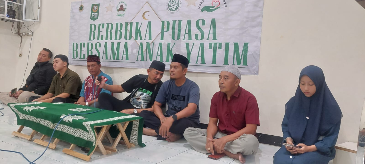 Baksos’e Suroboyo dan YHMCHI Berbuka Puasa Bersama Anak Yatim