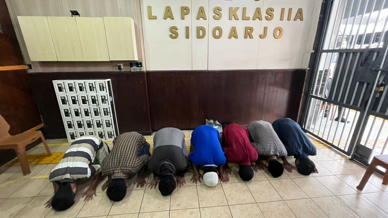 Hari Raya Penuh Berkah, 7 WBP Lapas Sidoarjo Bebas Setelah Dapat Remisi Khusus Idul Fitri