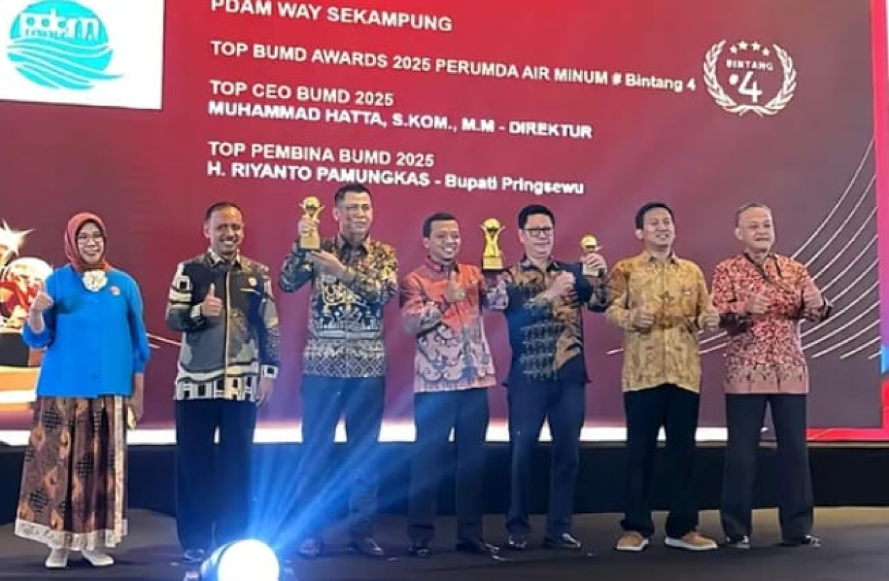 Bupati Pringsewu Raih Penghargaan TOP Pembina BUMD 2025, Bukti Nyata Kepemimpinan Visioner
