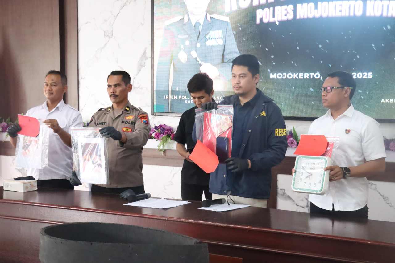 Polres Mojokerto Kota Bongkar 2 Arena Sabung Ayam Amankan 5 orang