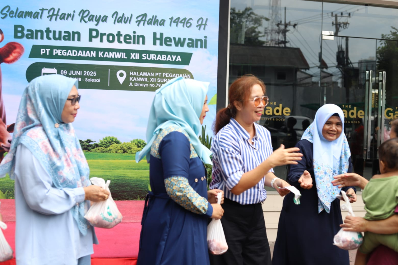 Pegadaian Kanwil XII Surabaya Tebar 89 Hewan Qurban ke Panti Asuhan dan Warga